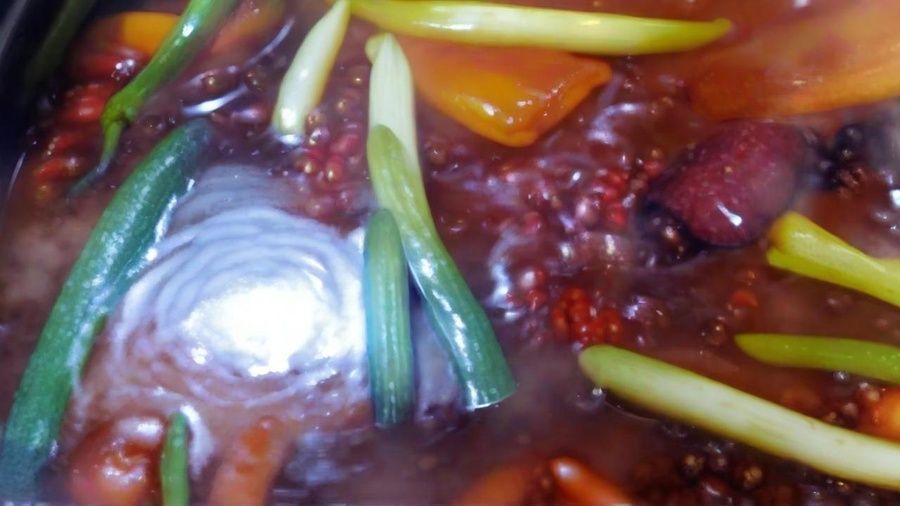 (麻辣火鍋) Hot and Numbing Chilli Hot Pot Base