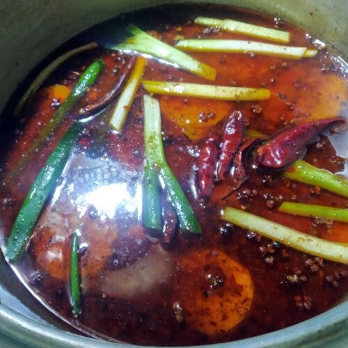 (麻辣火鍋) Hot and Numbing Chilli Hot Pot Base
